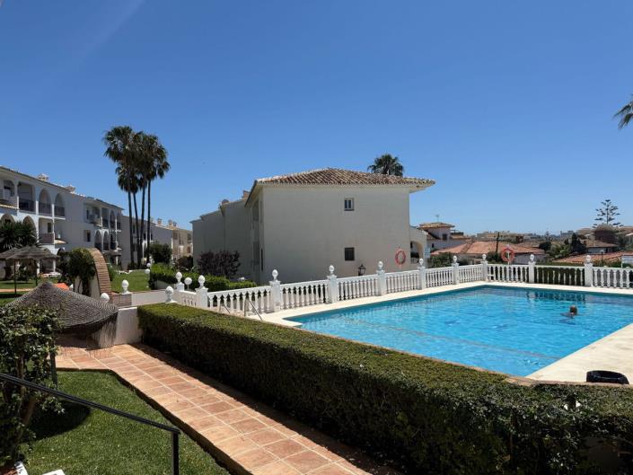 Image No.28-2 Bed Apartment for sale