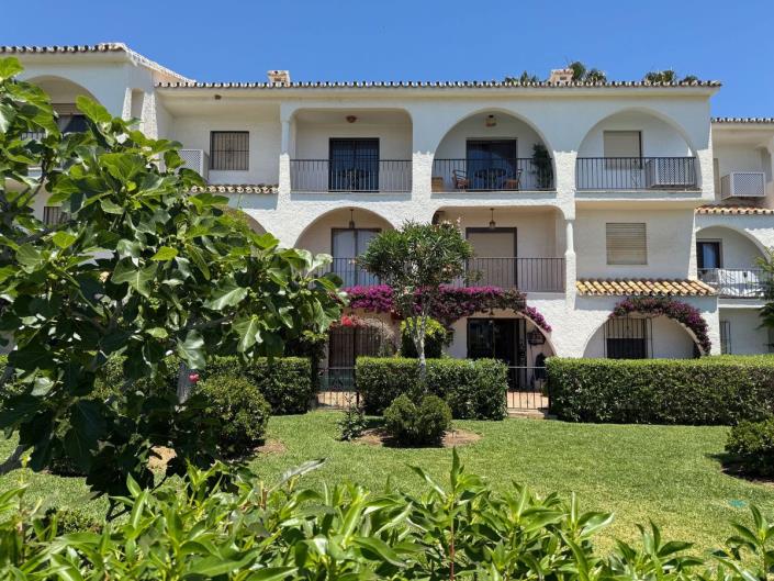 Image No.32-2 Bed Apartment for sale