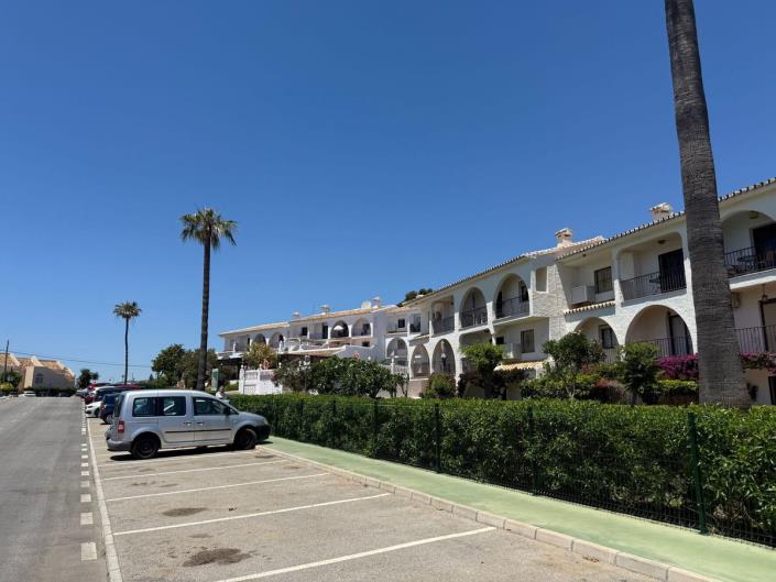 Image No.33-2 Bed Apartment for sale