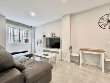 2-5bd7b9d04b45e33852eaf0ec6670150d