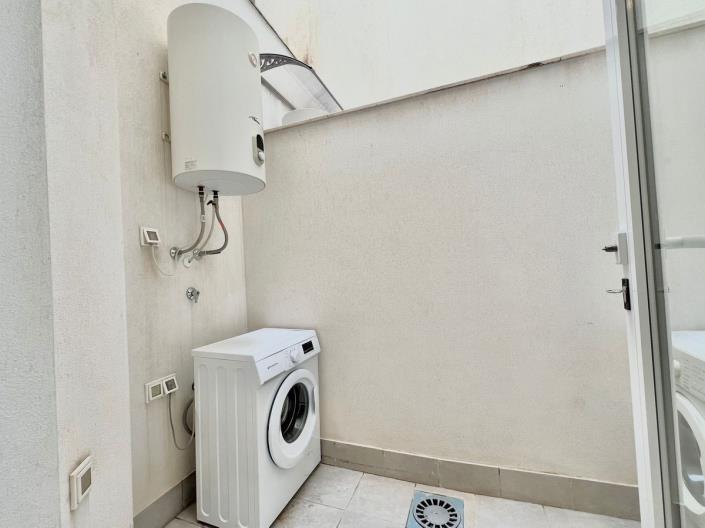 Image No.15-2 Bed Apartment for sale