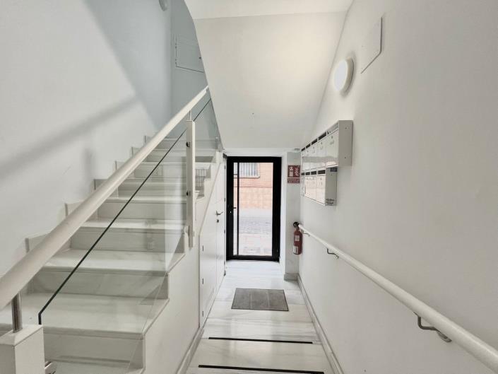 Image No.19-2 Bed Apartment for sale