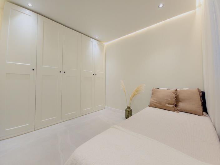 Image No.19-3 Bed Apartment for sale