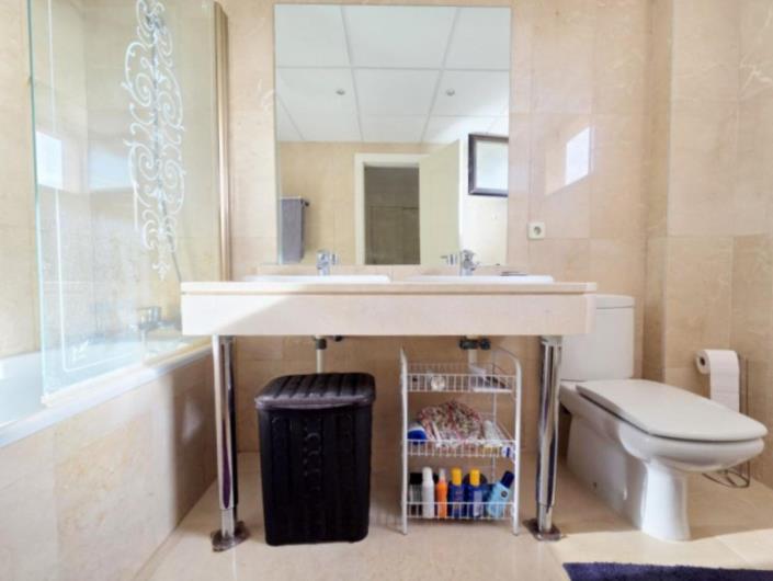 Image No.14-2 Bed Apartment for sale