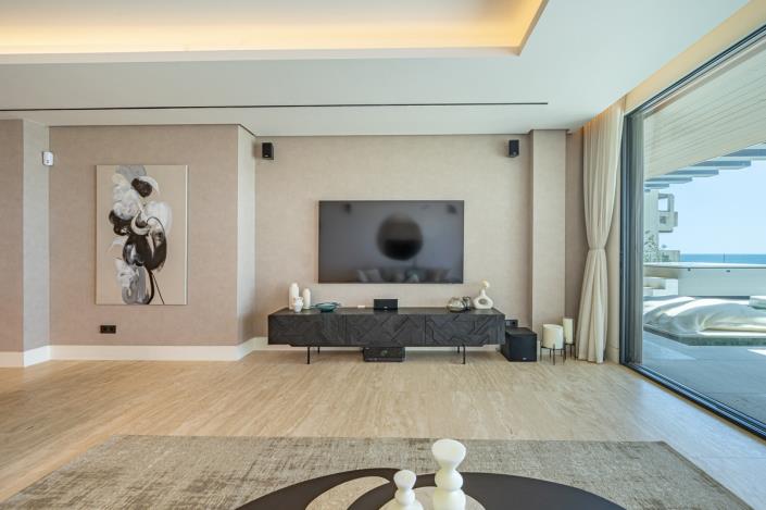 Image No.8-2 Bed Apartment for sale