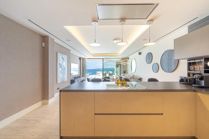 Image No.14-2 Bed Apartment for sale