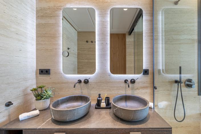 Image No.19-2 Bed Apartment for sale