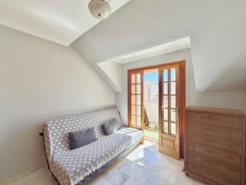 15-11d12f2f454f2f5e9b981fdd8b901d51