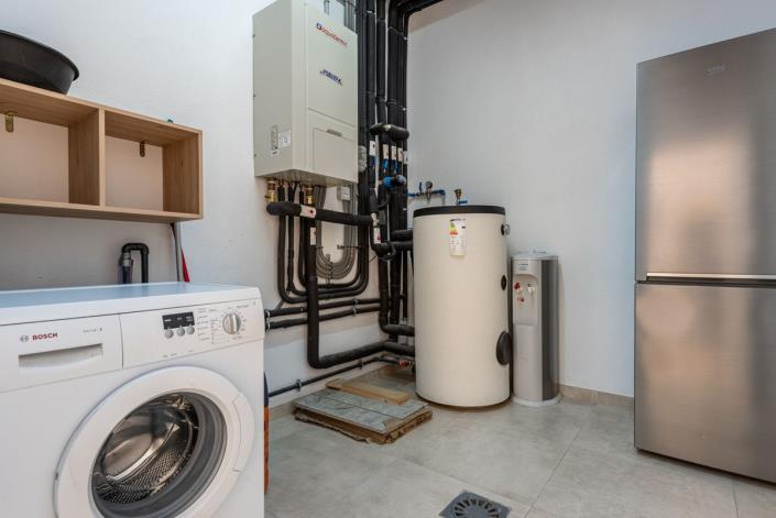 Image No.22-3 Bed Townhouse for sale