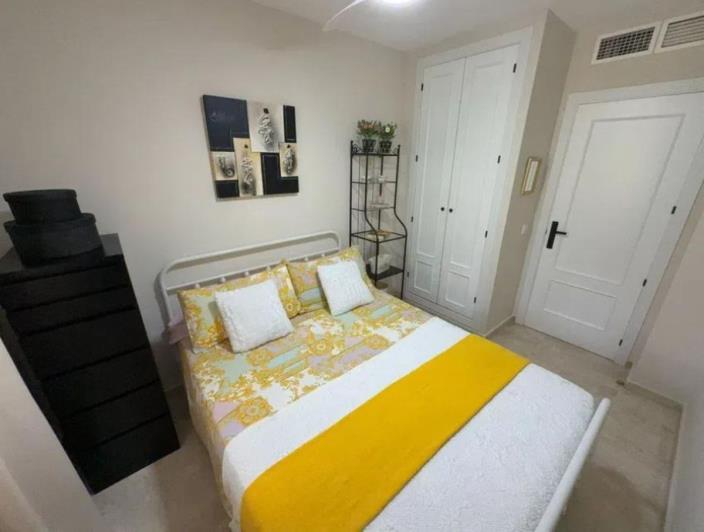 Image No.25-2 Bed Apartment for sale