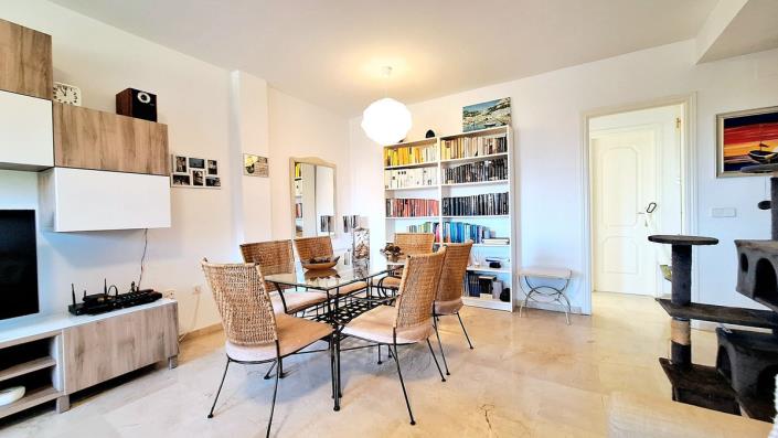 Image No.4-2 Bed Apartment for sale