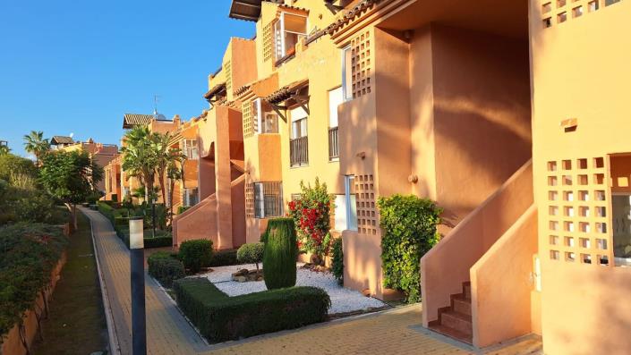 Image No.4-2 Bed Apartment for sale