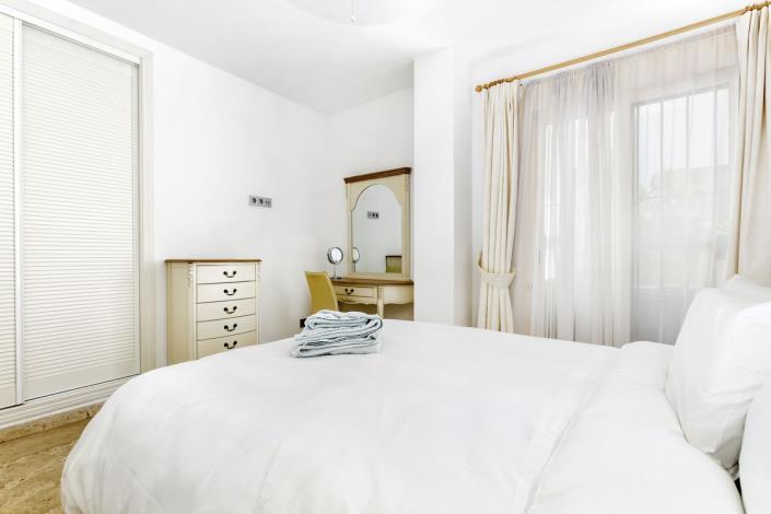 Image No.9-2 Bed Apartment for sale