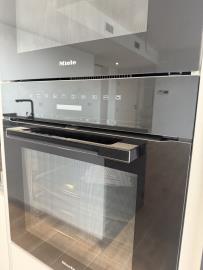 8-e64a9055bba3e77ac8aca3b893cdf826