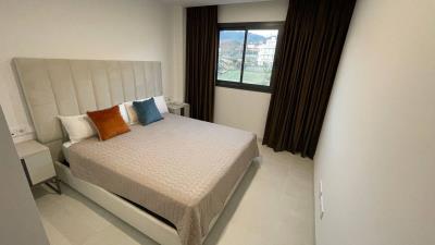 12-53013098fcab6c38b1379cd33298e050