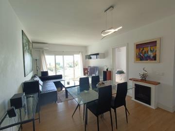 10-bb915d1cb19341576dcdc994b81ab9c5