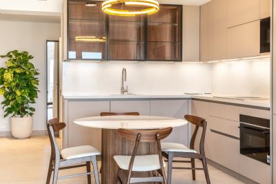 10-bb915d1cb19341576dcdc994b81ab9c5