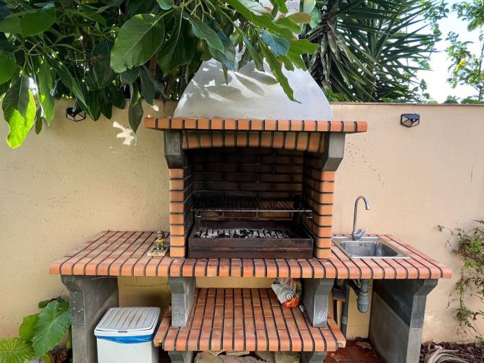 Image No.5-4 Bed Semi-Detached for sale