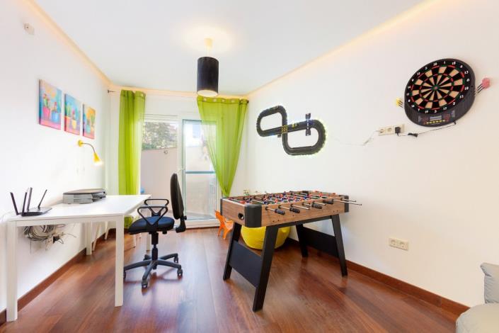 Image No.27-4 Bed Semi-Detached for sale