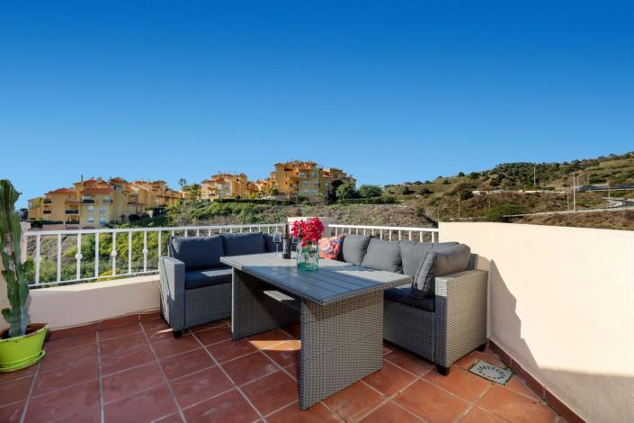 Image No.34-4 Bed Semi-Detached for sale