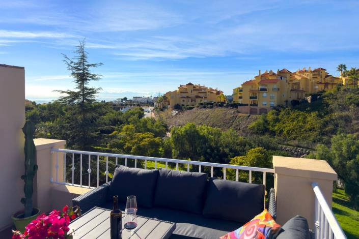 Image No.36-4 Bed Semi-Detached for sale