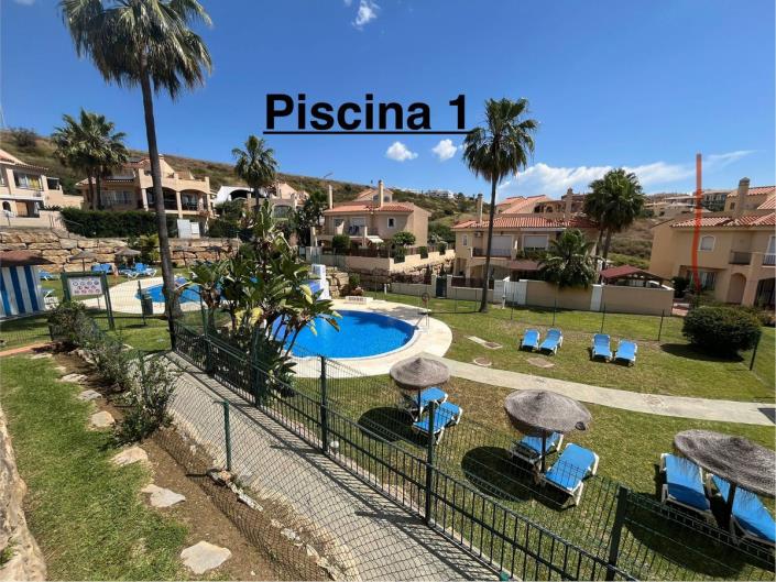 Image No.38-4 Bed Semi-Detached for sale