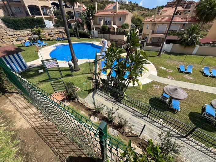 Image No.41-4 Bed Semi-Detached for sale