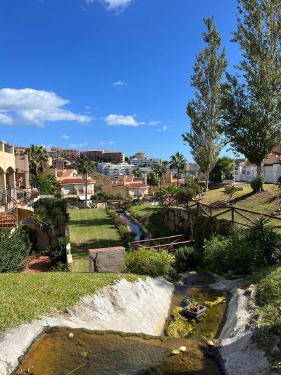 Image No.49-4 Bed Semi-Detached for sale