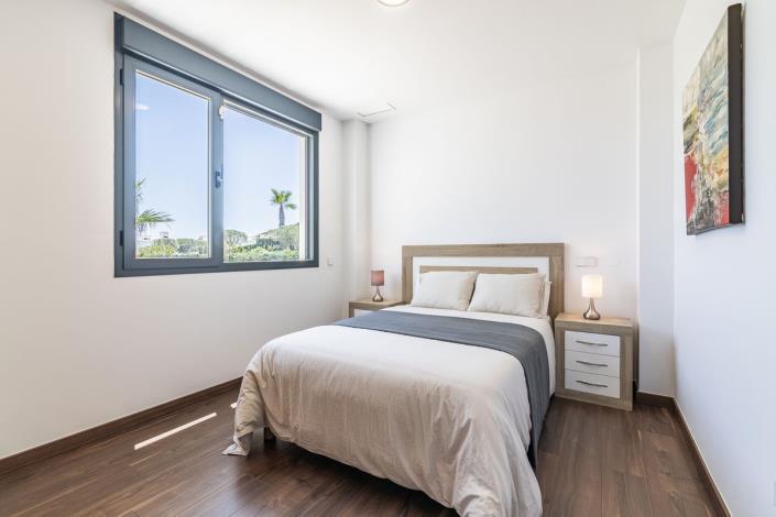 Image No.10-4 Bed Villa / Detached for sale