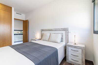 16-ec67b526875bf0124b6ce4328a754439