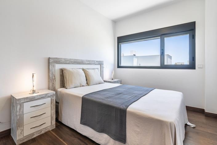 Image No.12-4 Bed Villa / Detached for sale