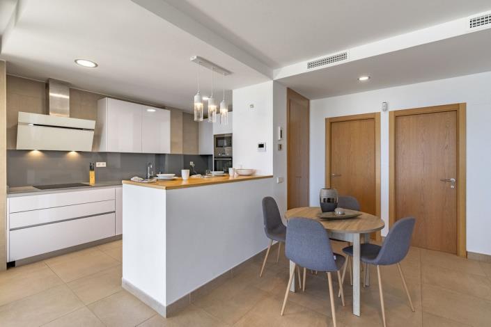 Image No.18-4 Bed Villa / Detached for sale