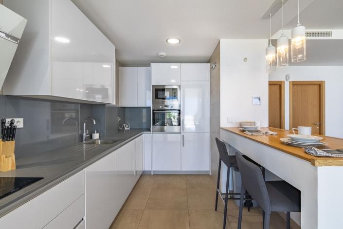 Image No.20-4 Bed Villa / Detached for sale