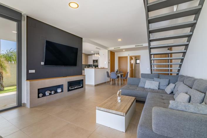 Image No.23-4 Bed Villa / Detached for sale