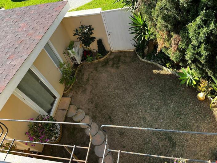 Image No.24-4 Bed Semi-Detached for sale