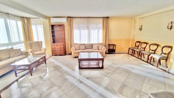 Image No.14-4 Bed Apartment for sale