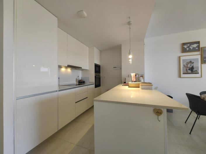 Image No.4-3 Bed Apartment for sale