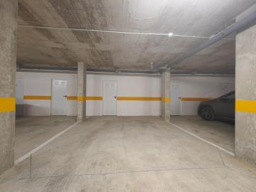 32-e7f90ea5feef5e01d64d74d6b6d8a834