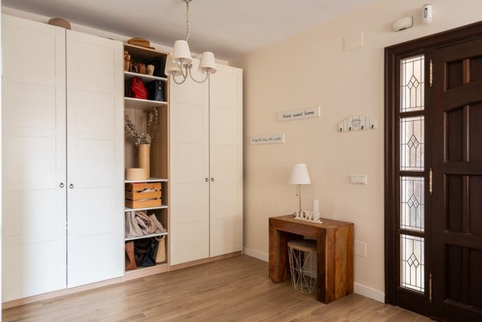 Image No.5-5 Bed Villa / Detached for sale