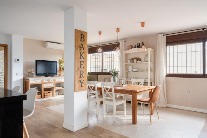 Image No.23-5 Bed Villa / Detached for sale