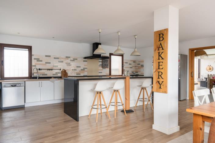 Image No.24-5 Bed Villa / Detached for sale