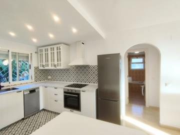 22-bcf8e6250e0bab365f900a8ac31ac040