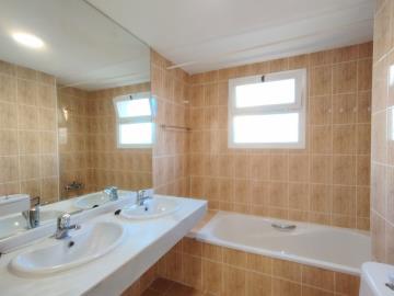 20-d1f7658cbe4ba6cd8666fec30fba80ad