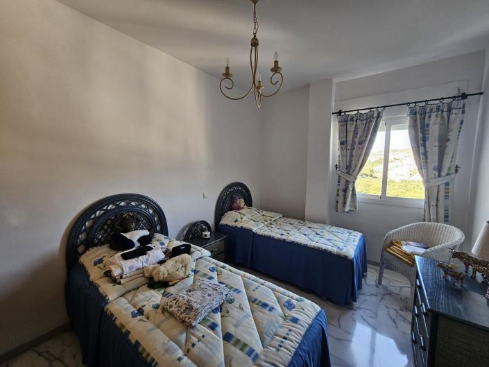 Image No.9-3 Bed Apartment for sale