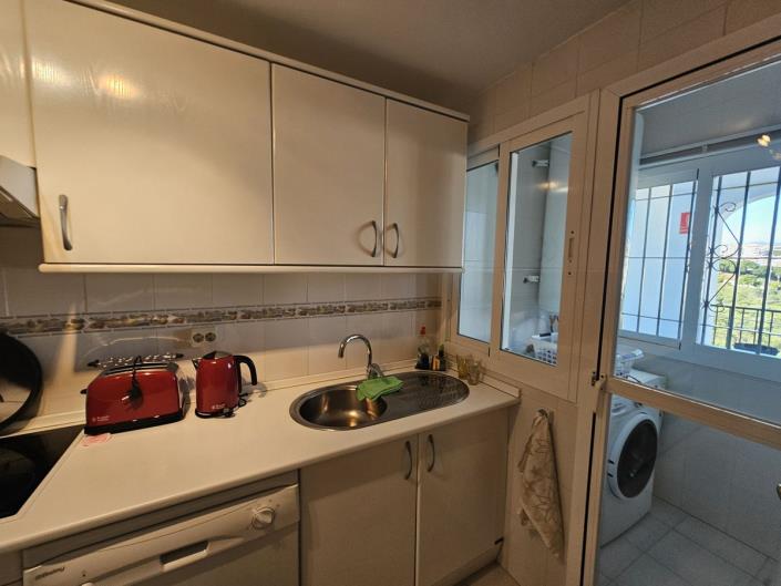 Image No.10-3 Bed Apartment for sale