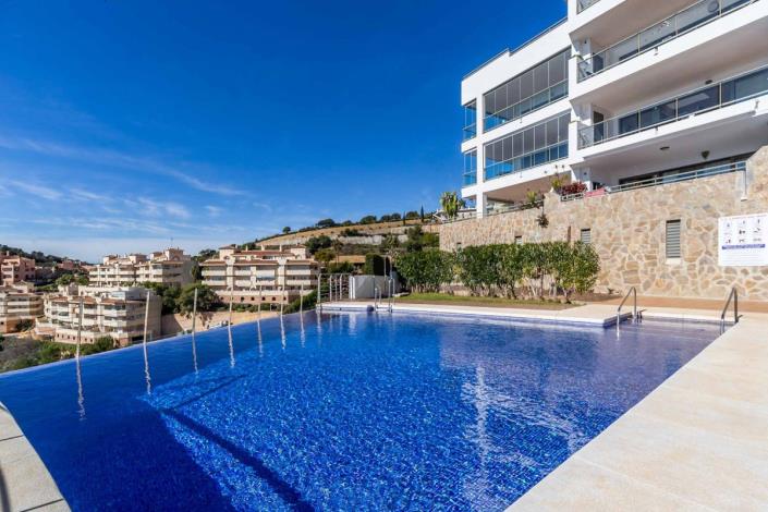 Image No.2-Appartement de 2 chambres à vendre à Calahonda