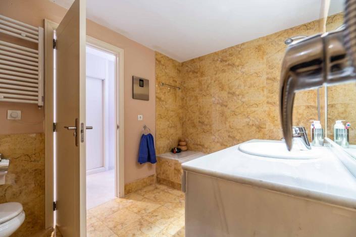 Image No.35-Appartement de 2 chambres à vendre à Calahonda