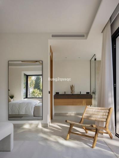 Image No.15-6 Bed Villa / Detached for sale