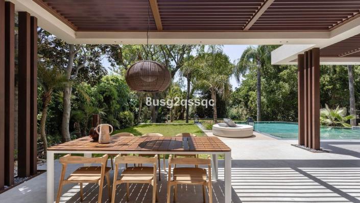 Image No.27-6 Bed Villa / Detached for sale