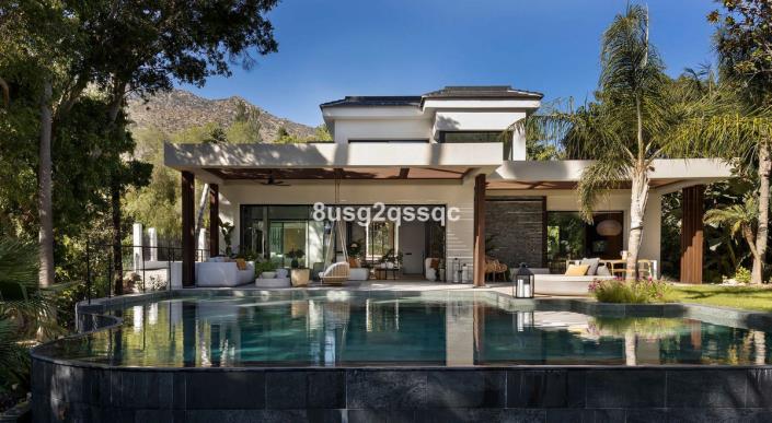 Image No.29-6 Bed Villa / Detached for sale